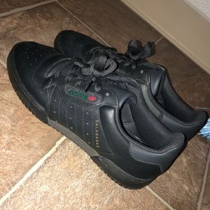 ADIDAS YEEZY CALABASAS